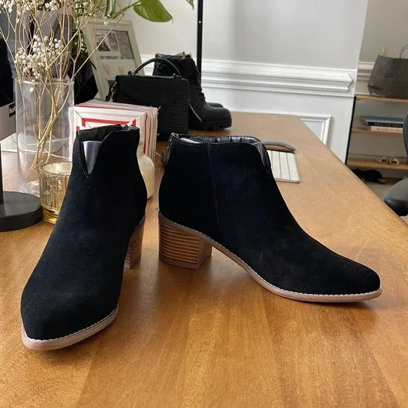 Black waterproof boots size 6.5 7 8.5 10 - Picture 2 of 6